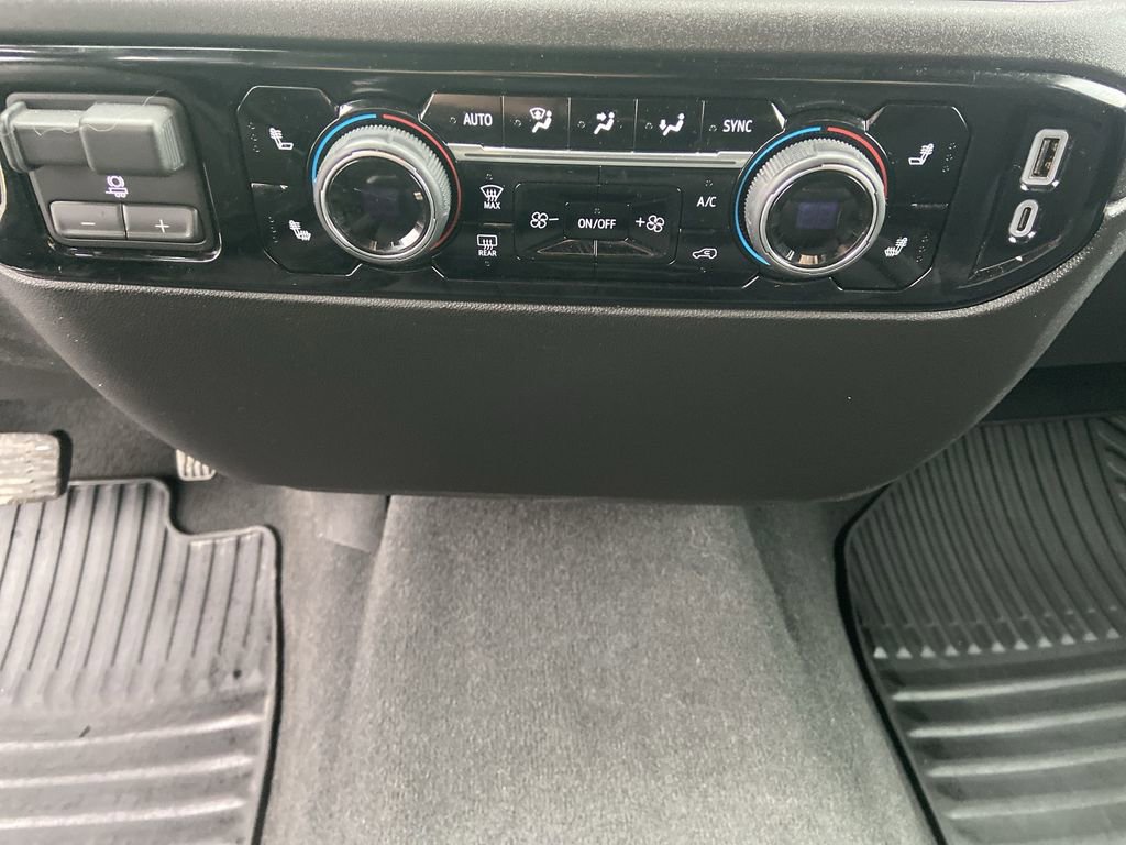 Used 2026 Chevrolet Silverado 1500 RST image 18