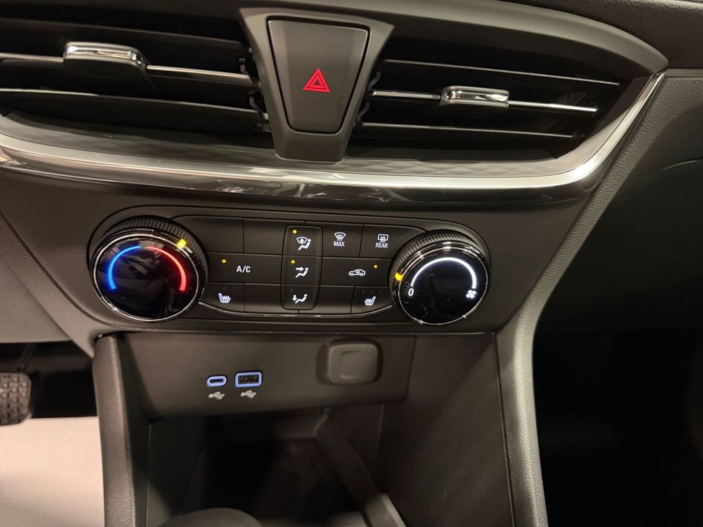 New 2026 Buick Encore GX Preferred w/ Comfort Package image 21