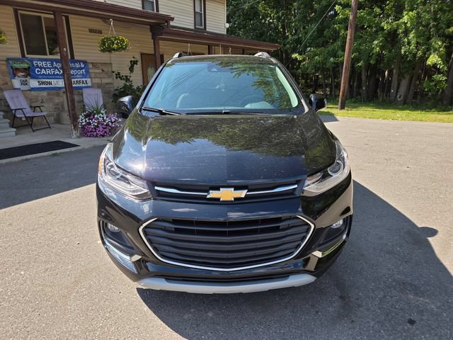 Used 2020 Chevrolet Trax Premier w/ LPO, Cargo Package AWD/4WD image 9