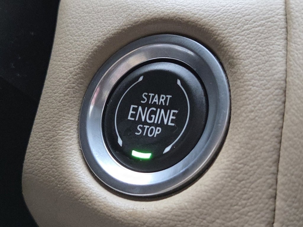 Used 2021 Chevrolet Tahoe Premier image 16