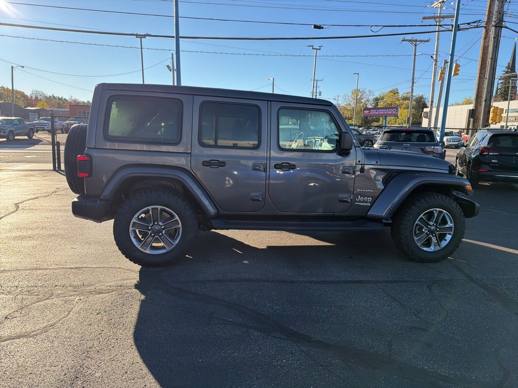Used 2018 Jeep Wrangler Unlimited Sahara image 8