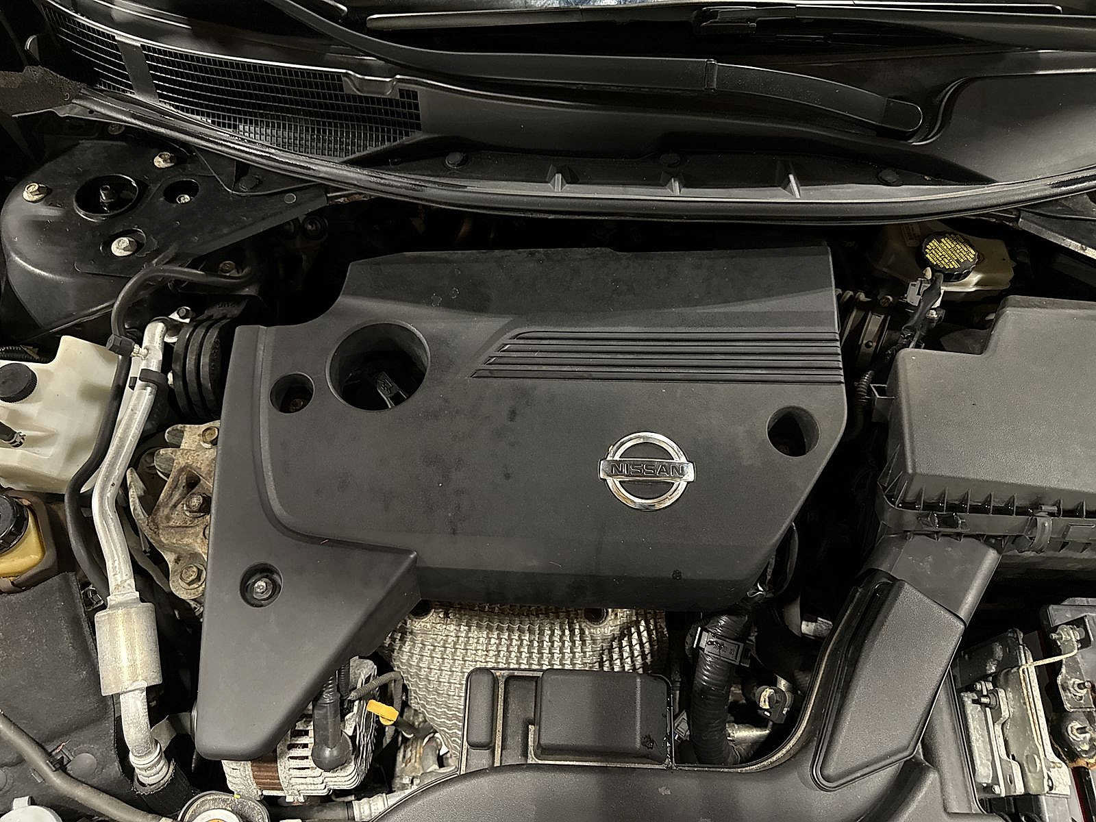 Used 2015 Nissan Altima 2.5 S w/ Power Driver Seat Package FWD image 12