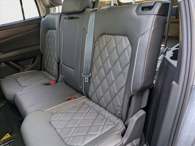 New 2026 Volkswagen Atlas SEL Premium R-Line image 11