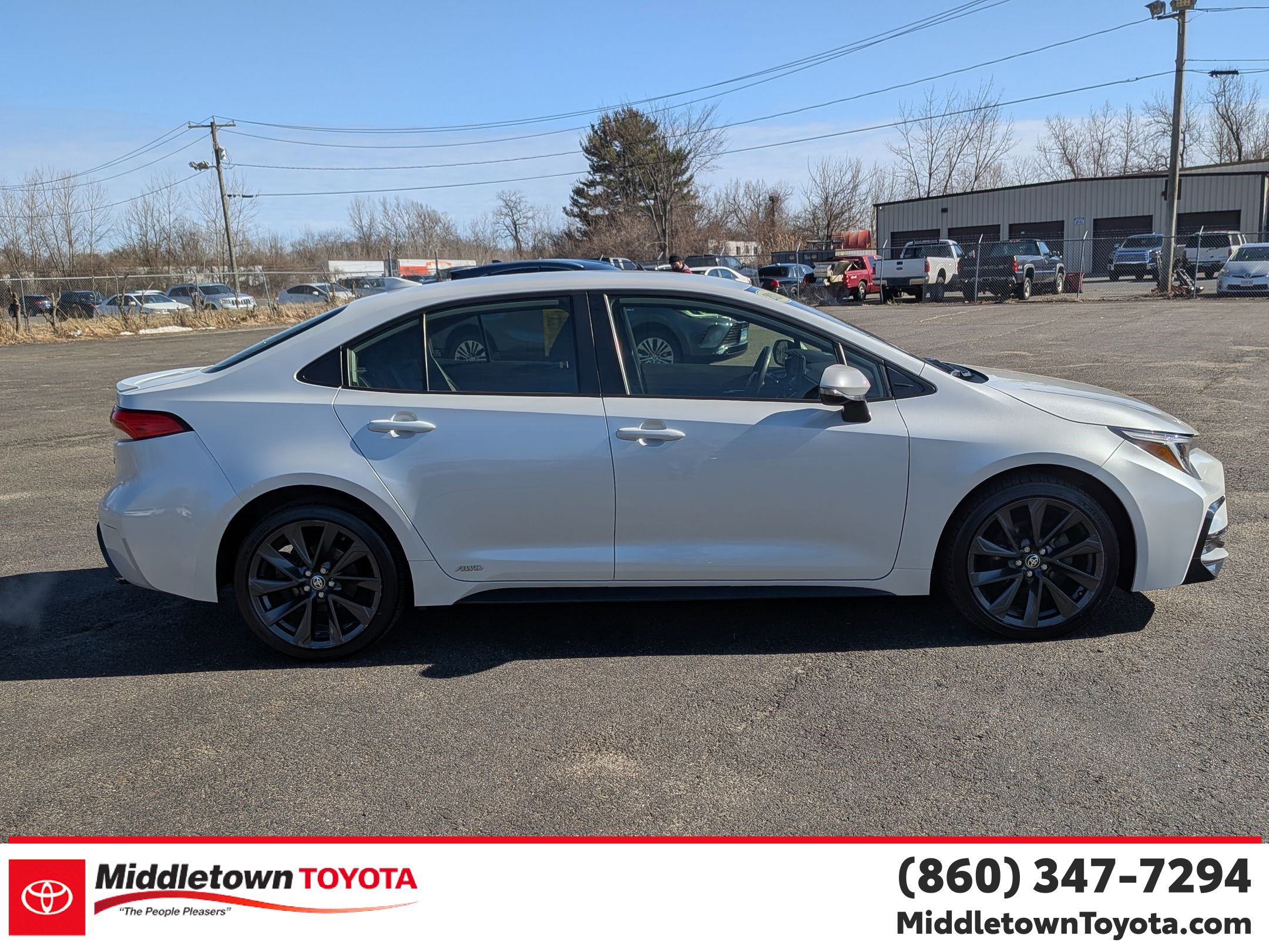 Certified 2024 Toyota Corolla SE image 2