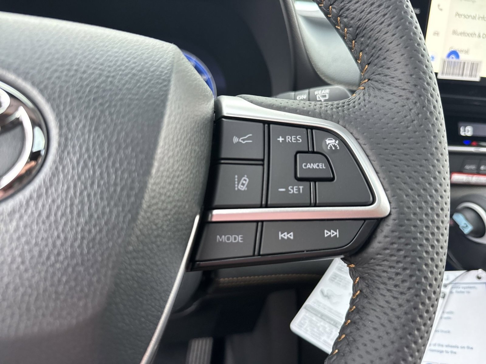 New 2026 Toyota Sienna XLE Woodland Edition AWD/4WD image 41
