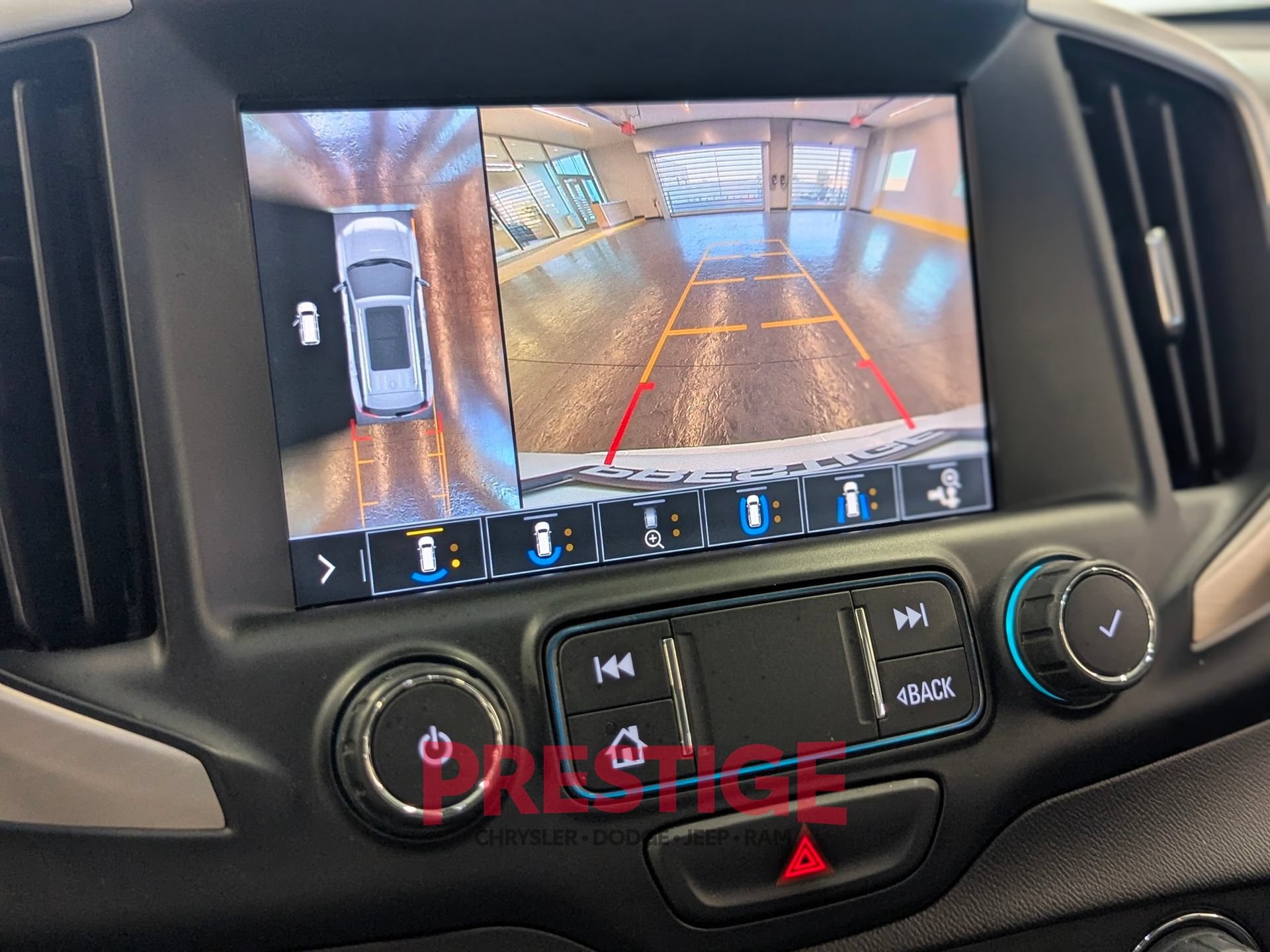 Used 2020 GMC Terrain Denali w/ Denali Premium Package FWD image 24