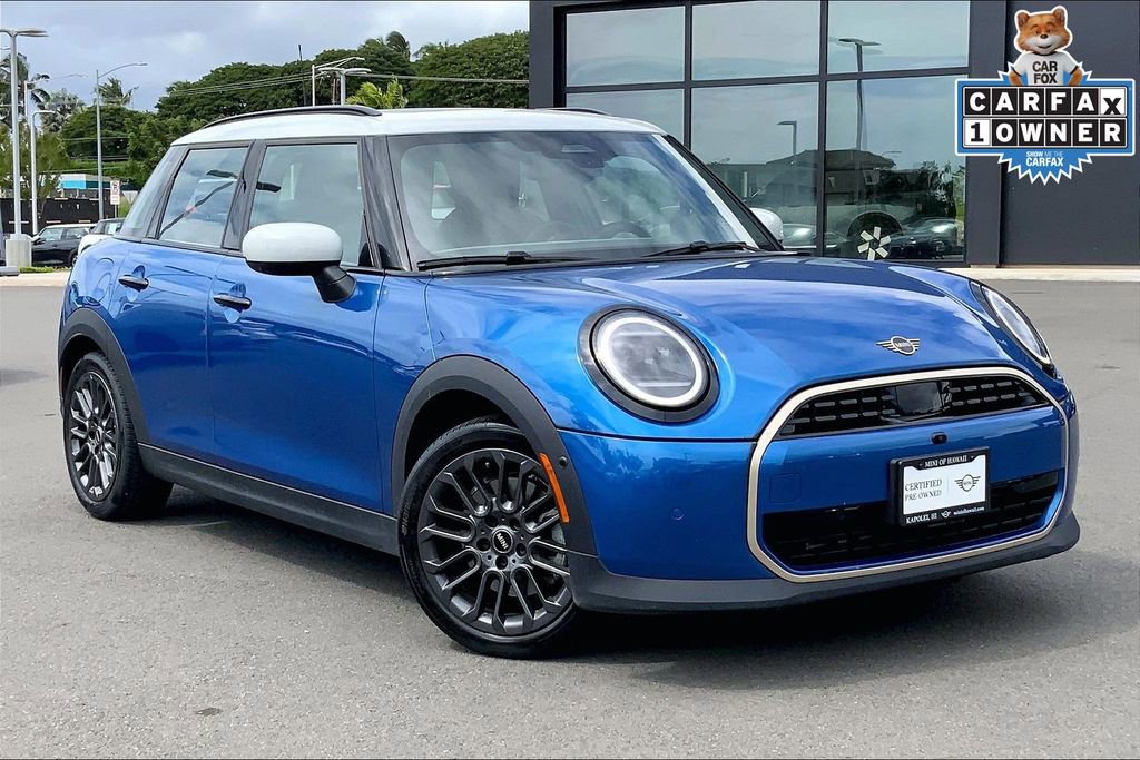 Certified 2025 MINI Cooper 4-Door Hardtop image 1