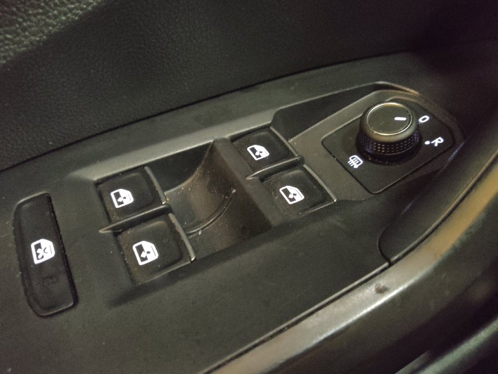 Used 2024 Volkswagen Jetta SE image 27