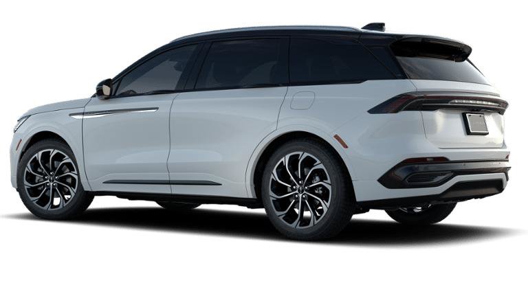 New 2026 Lincoln Nautilus Reserve AWD/4WD image 2