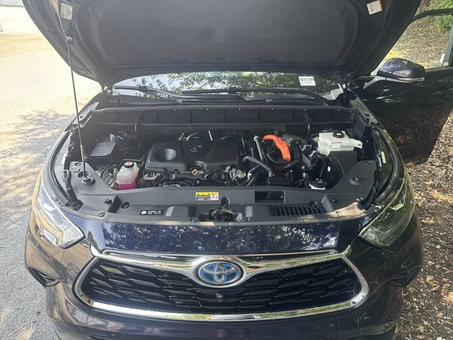 Used 2022 Toyota Highlander Platinum AWD/4WD image 34