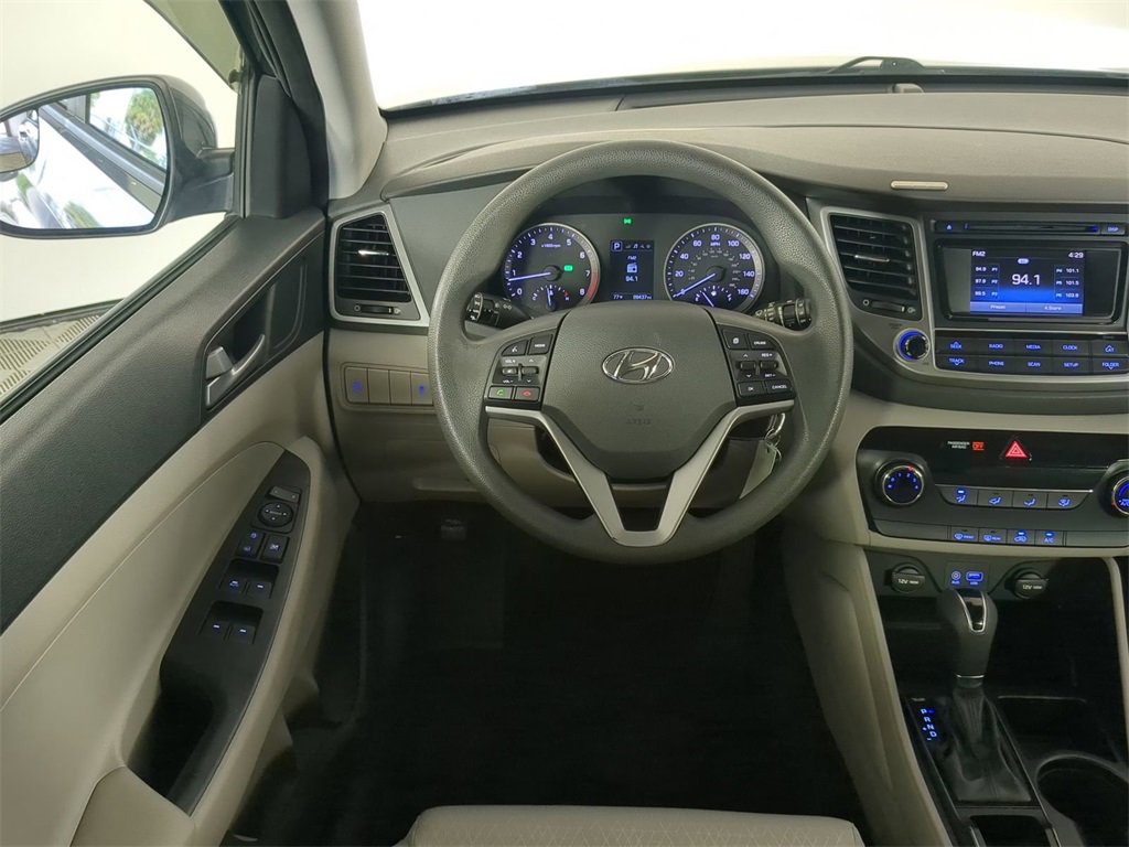 Used 2017 Hyundai Tucson SE image 17