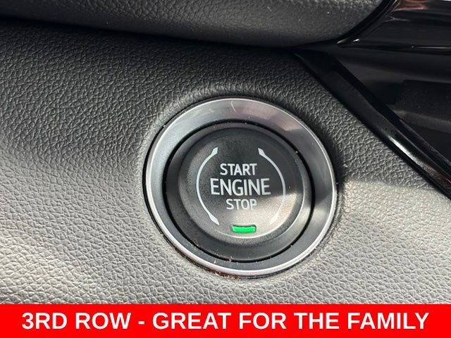 Certified 2025 Buick Enclave Preferred FWD image 26