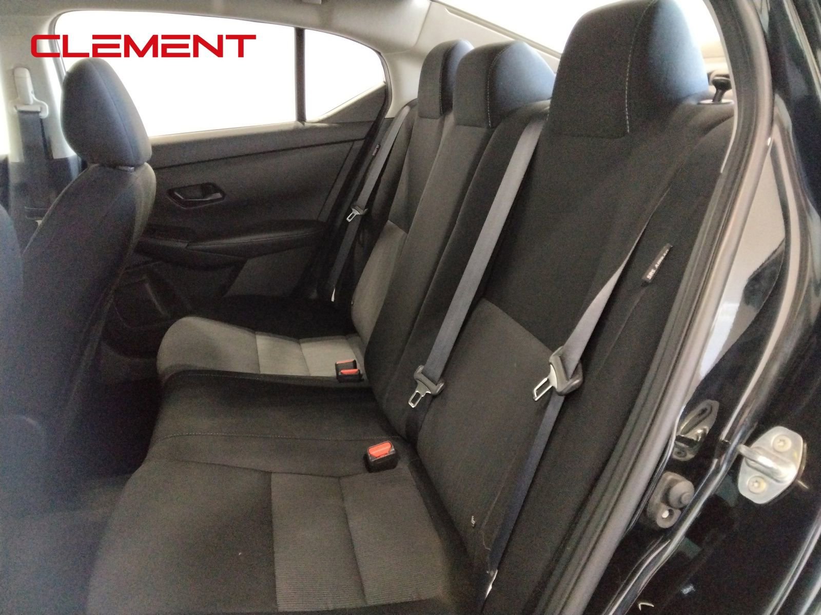 Used 2024 Nissan Sentra SV FWD image 28