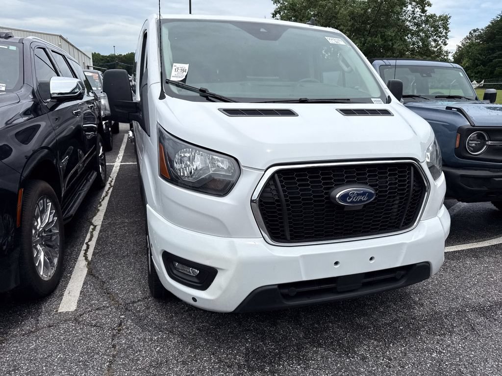 Used 2024 Ford Transit 350 XLT RWD image 2