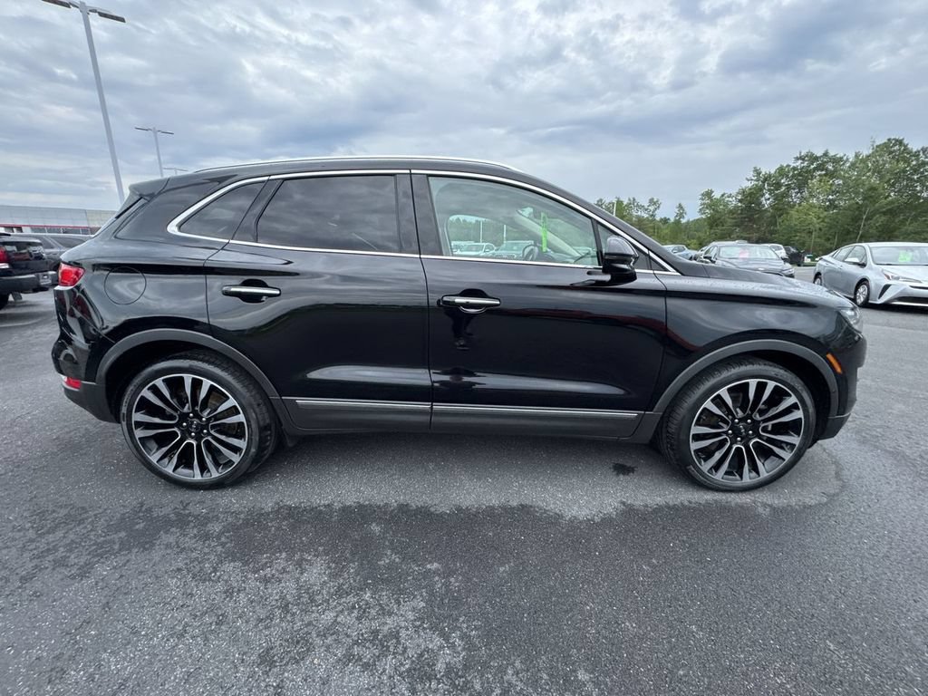 Used 2019 Lincoln MKC Reserve AWD/4WD image 9