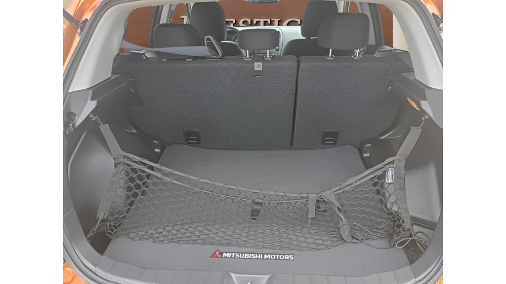 Used 2023 Mitsubishi Outlander Sport ES AWD/4WD image 18