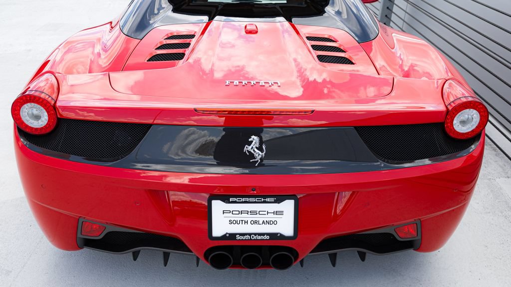 Used 2015 Ferrari 458 Spider RWD image 21