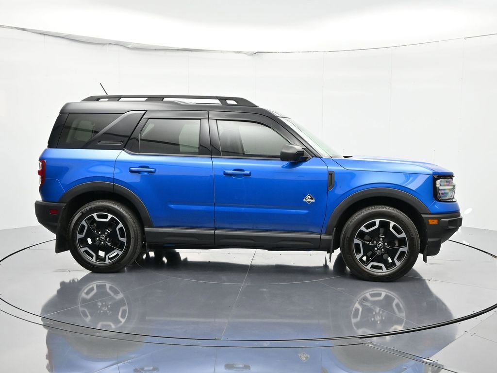 Used 2022 Ford Bronco Sport Outer Banks w/ Tech Package image 5