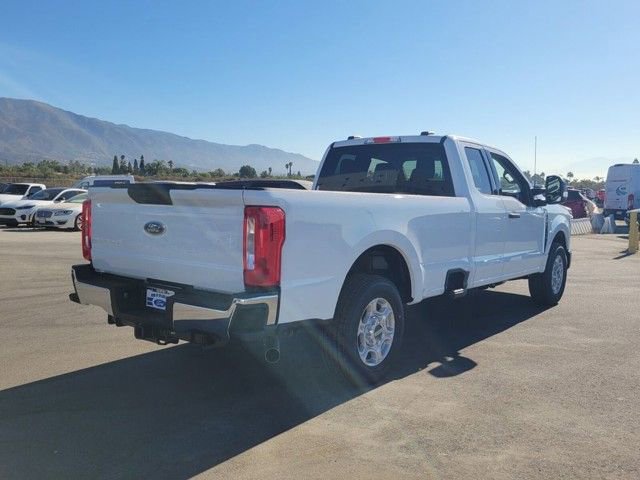 New 2026 Ford F250 XLT w/ F-250 >10K GVWR Package RWD image 11