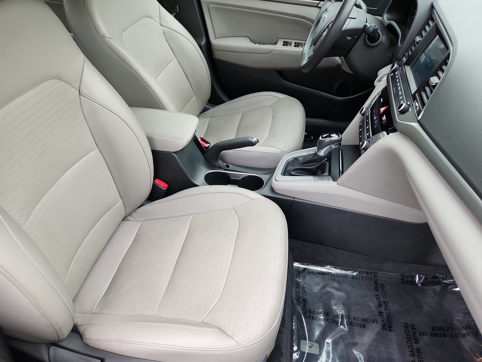 Used 2017 Hyundai Elantra Sedan FWD image 16