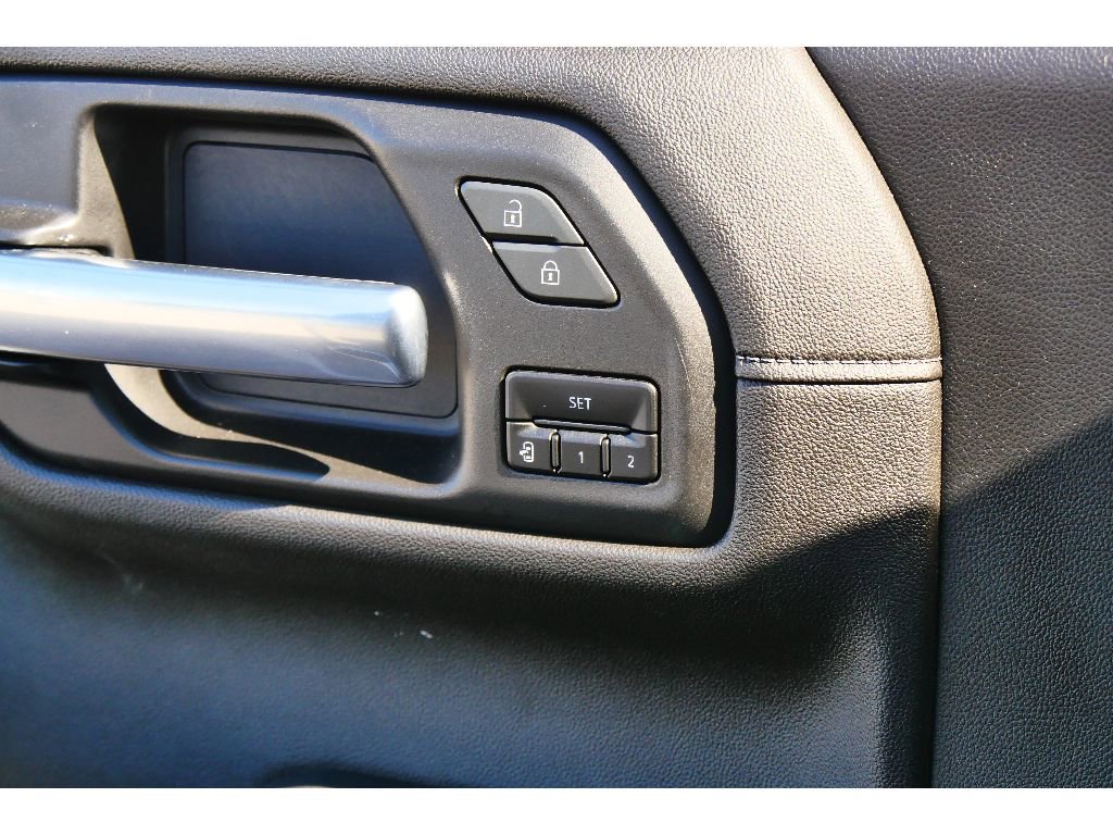 Used 2020 GMC Sierra 1500 SLT w/ SLT Premium Plus Package image 25