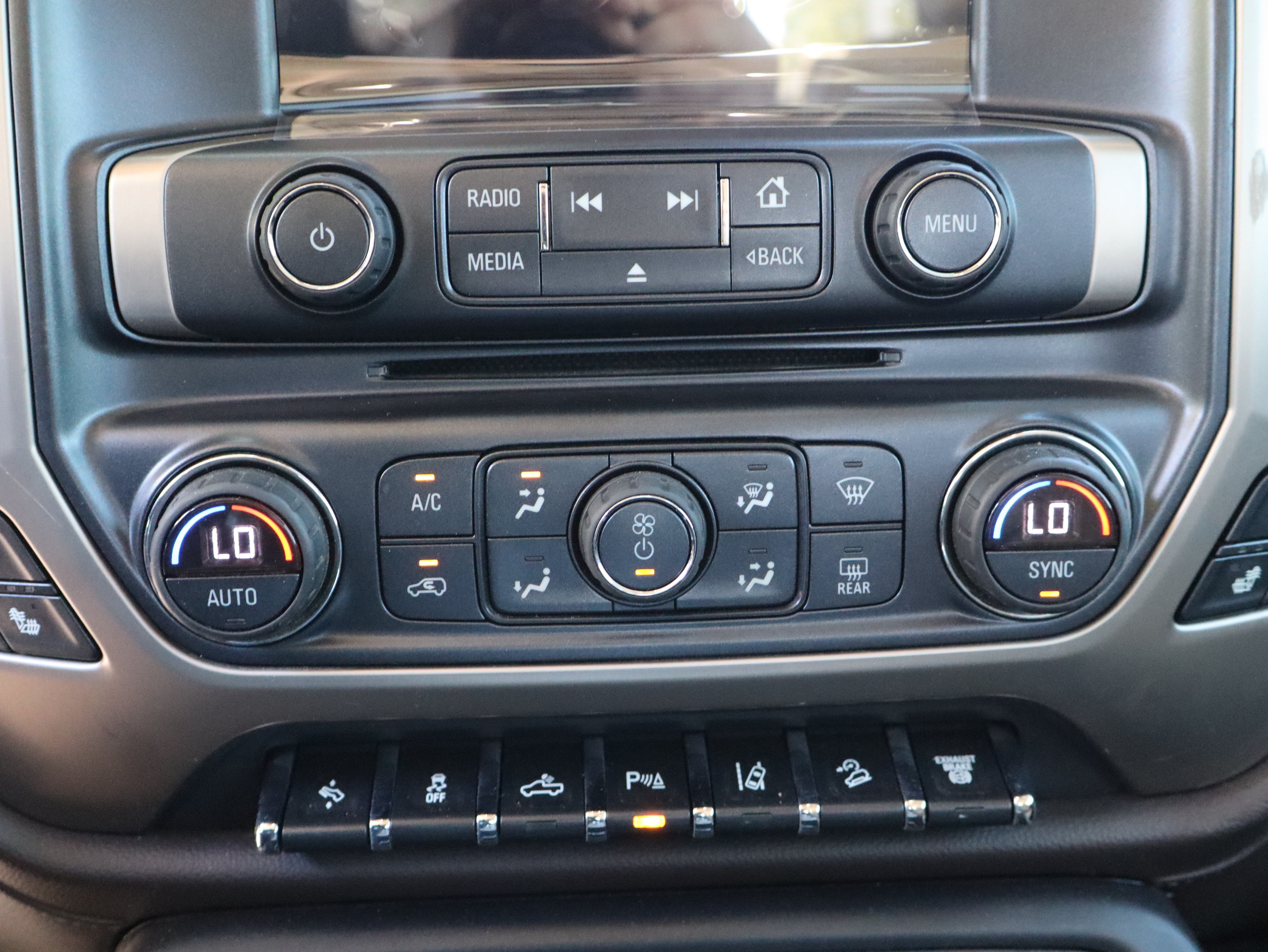Used 2019 GMC Sierra 2500 Denali w/ Duramax Plus Package AWD/4WD image 42