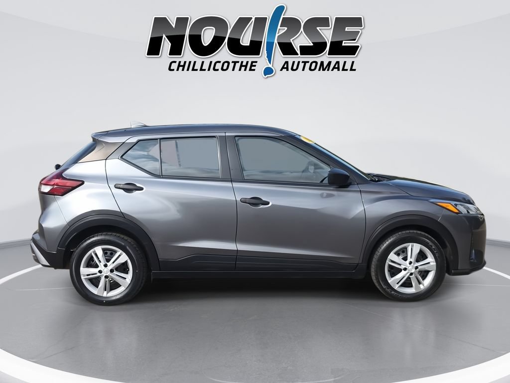 Used 2023 Nissan Kicks S FWD image 9