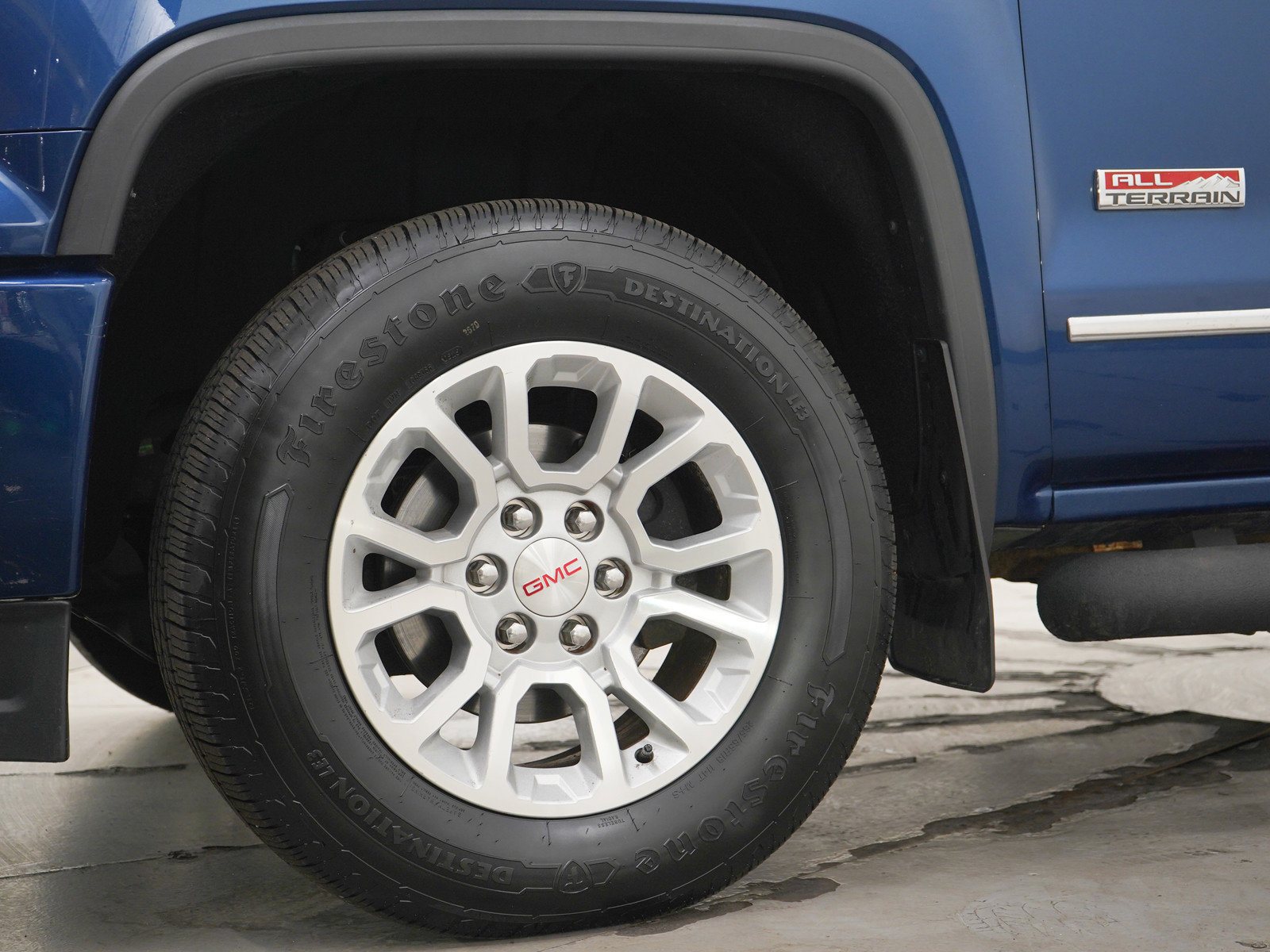 Used 2015 GMC Sierra 1500 SLE w/ All-Terrain Package AWD/4WD image 29