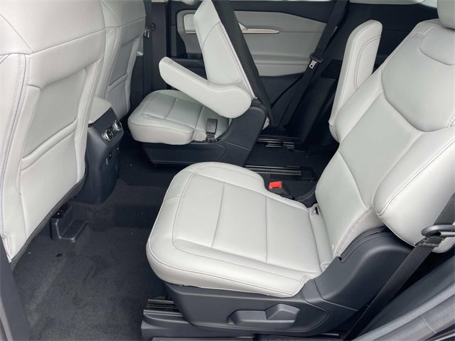 New 2025 Ford Explorer Active w/ Active Comfort Package image 19
