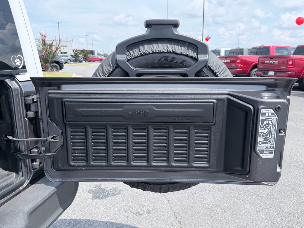 Used 2021 Jeep Wrangler Unlimited Sport AWD/4WD image 31