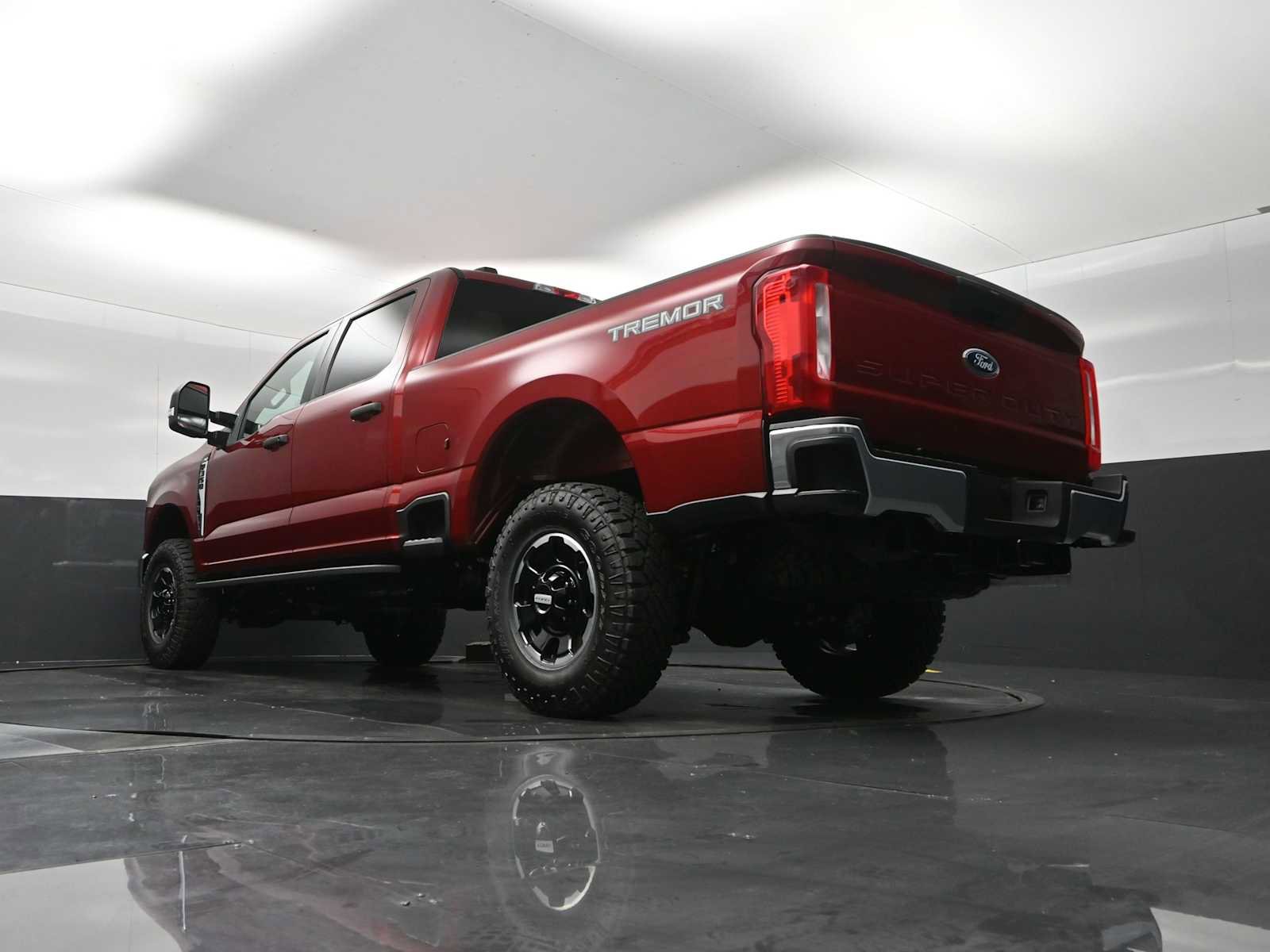 New 2026 Ford F350 XLT AWD/4WD image 30