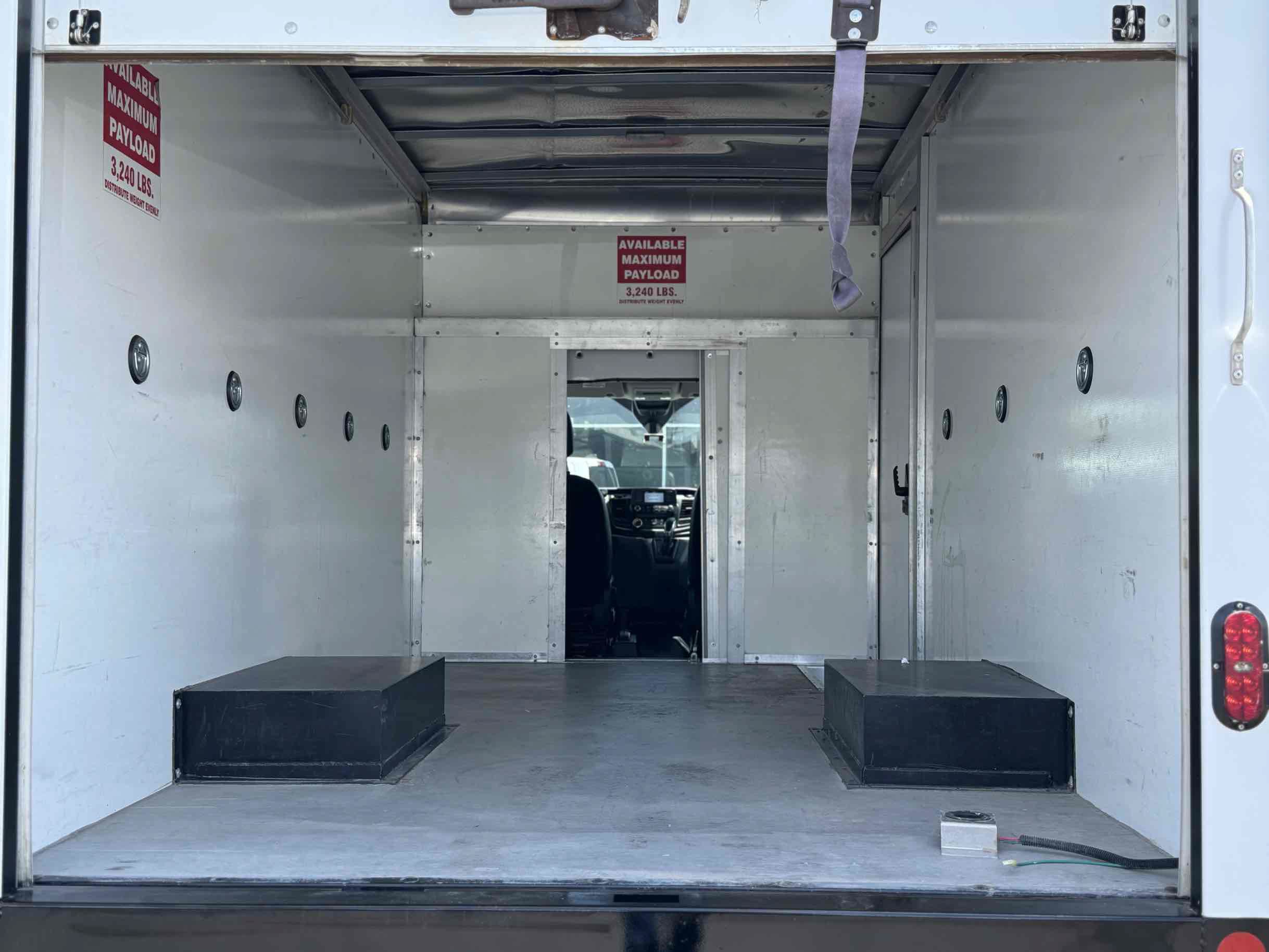 Used 2022 Ford Transit 350 DRW RWD image 10