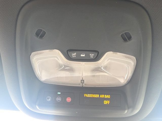 Used 2021 Chevrolet TrailBlazer RS w/ Technology Package AWD/4WD image 26