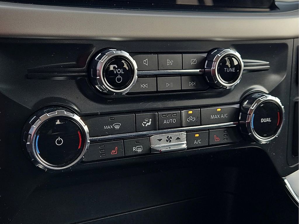 Used 2022 Ford F150 XLT w/ Equipment Group 302A High image 16