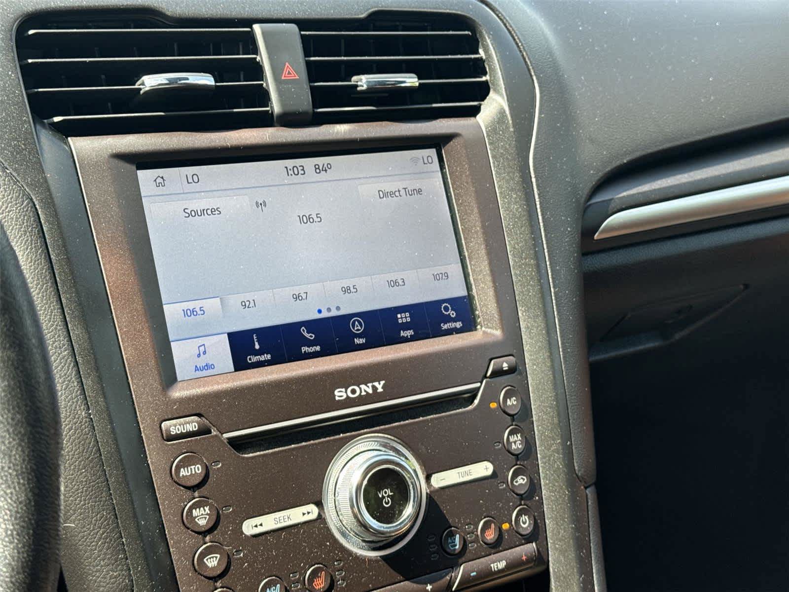 Used 2019 Ford Fusion Energi Titanium FWD image 22
