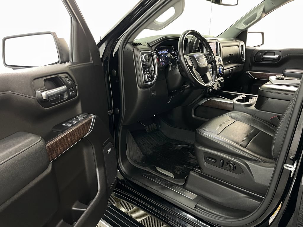Certified 2022 GMC Sierra 1500 Denali w/ Denali Premium Package AWD/4WD image 29