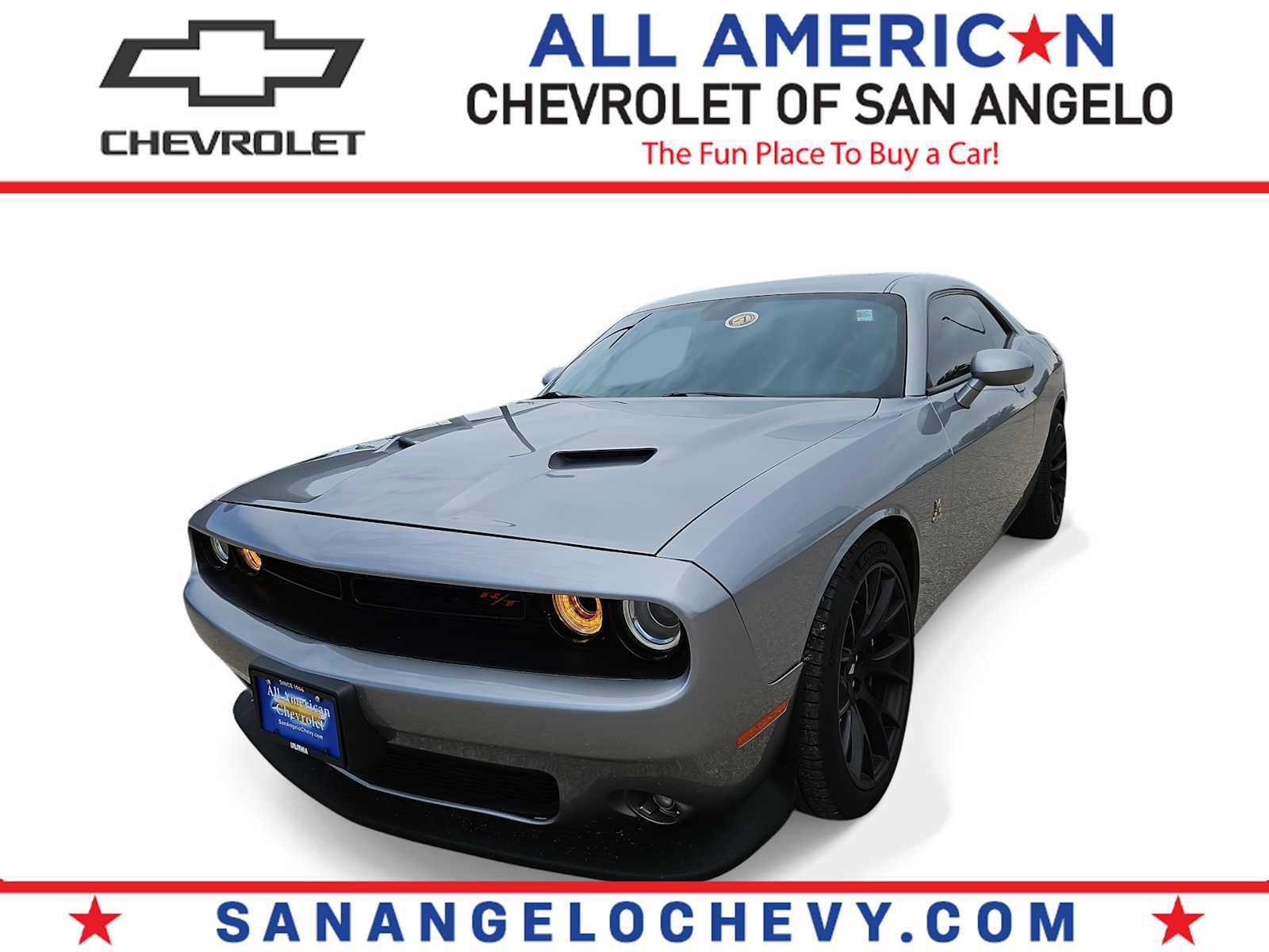 Used 2017 Dodge Challenger R/T Scat Pack w/ Dynamics Package RWD image 1