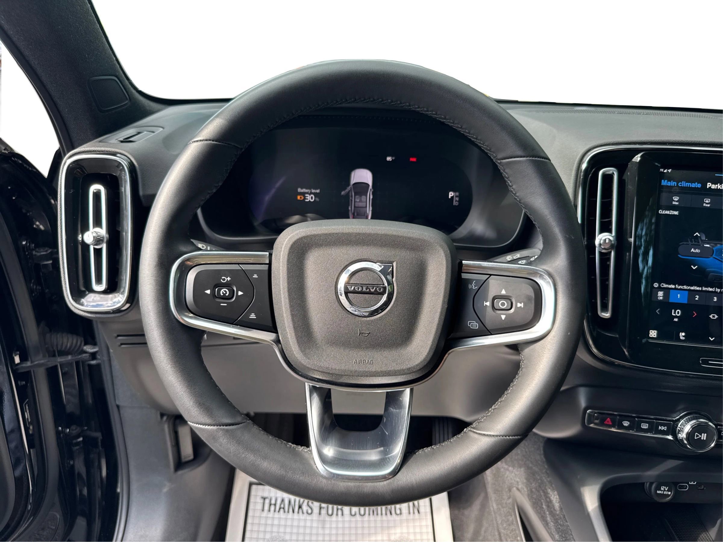 Used 2022 Volvo C40 P8 Recharge Ultimate image 21