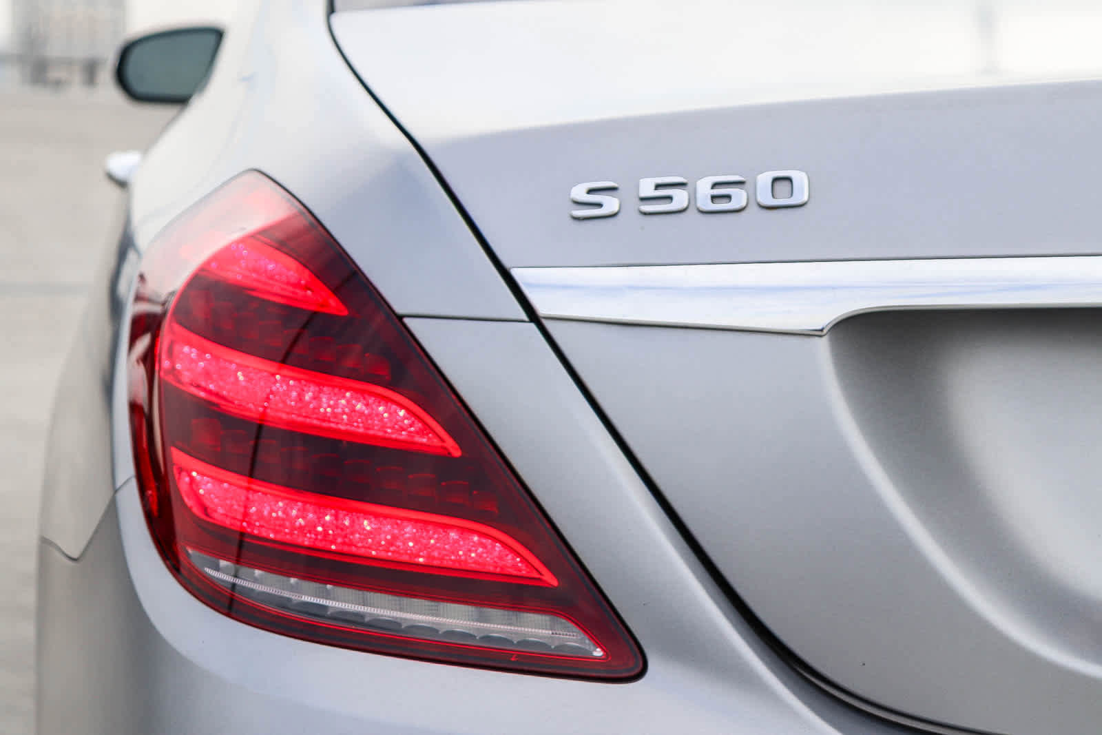 Used 2018 Mercedes-Benz S 560 Sedan image 12