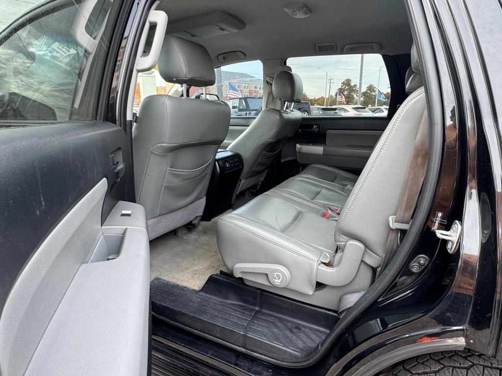 Used 2009 Toyota Sequoia SR5 RWD image 10