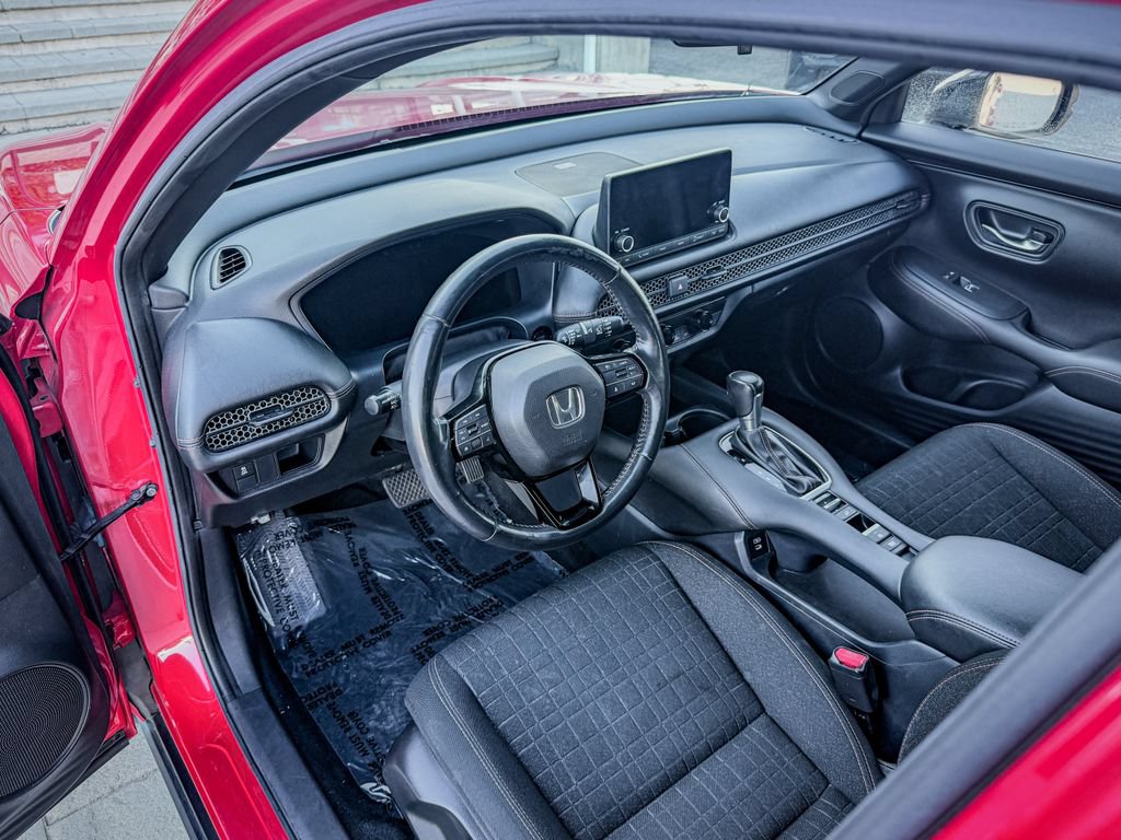 Used 2024 Honda HR-V Sport image 13