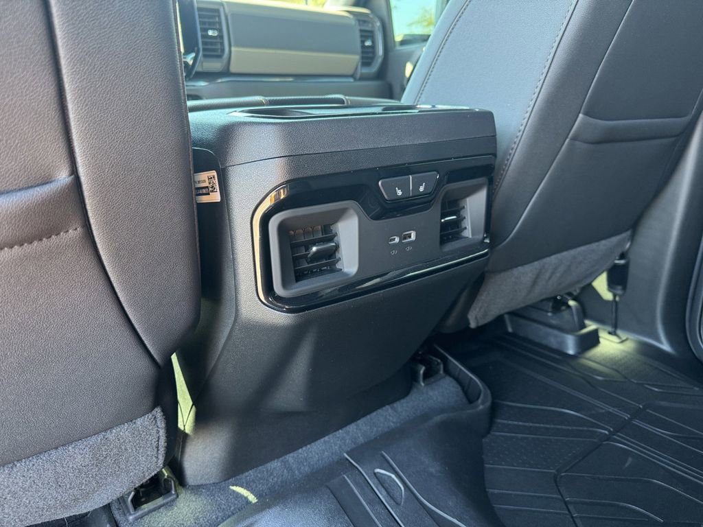 Used 2026 Chevrolet Silverado 2500 ZR2 AWD/4WD image 21