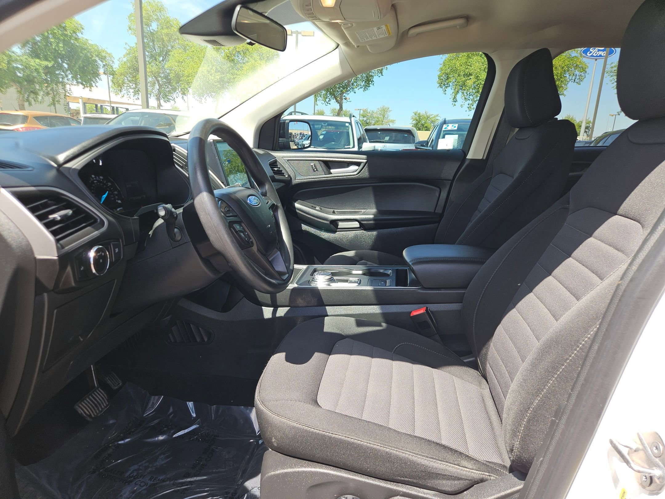 Used 2024 Ford Edge SE w/ Black Appearance Package AWD/4WD image 20
