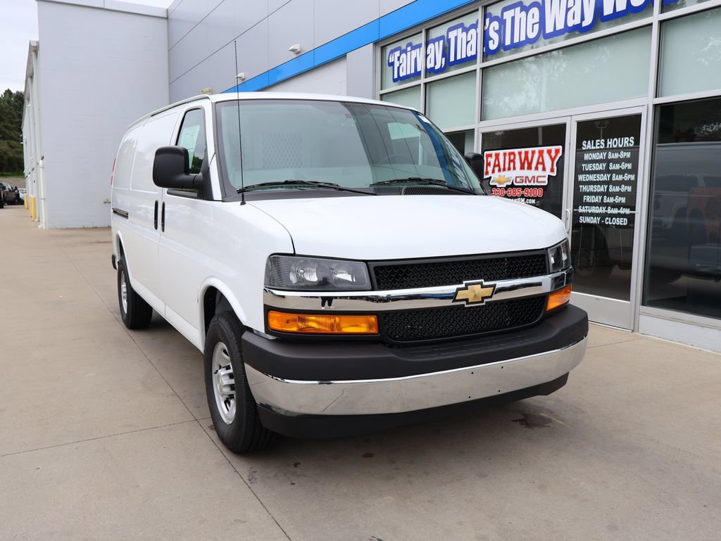 New 2026 Chevrolet Express 2500 w/ Enhanced Convenience Package RWD image 2