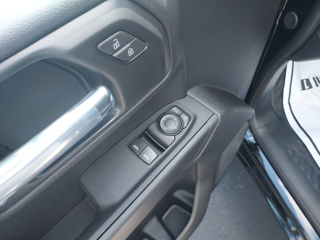 New 2026 Chevrolet Silverado 1500 W/T w/ WT Safety Package AWD/4WD image 11