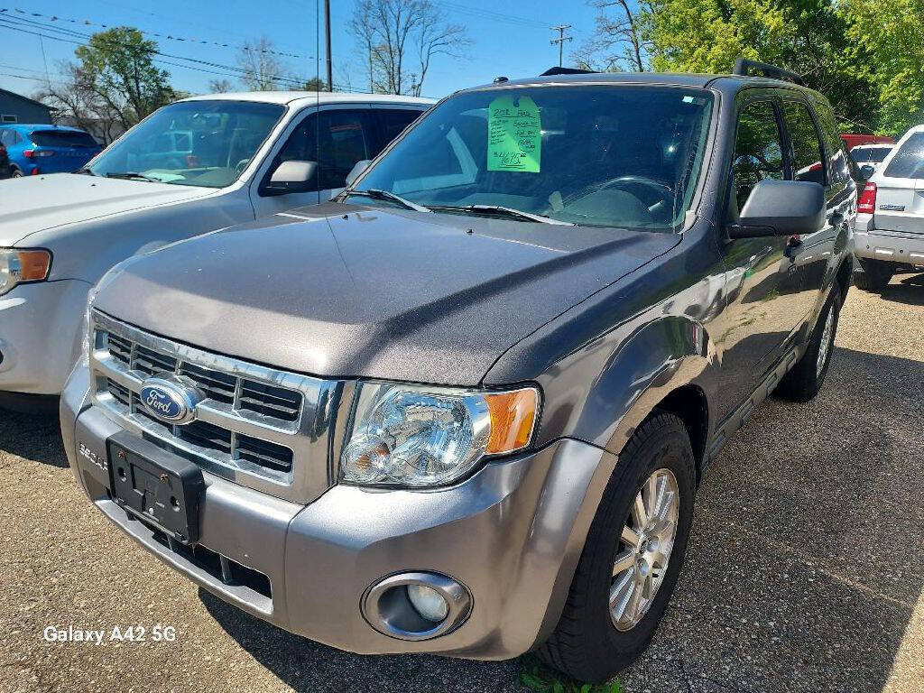 Used 2012 Ford Escape XLT FWD image 1