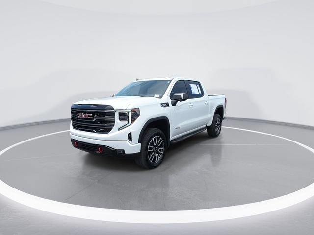 Used 2025 GMC Sierra 1500 AT4 w/ AT4 Premium Package AWD/4WD image 4