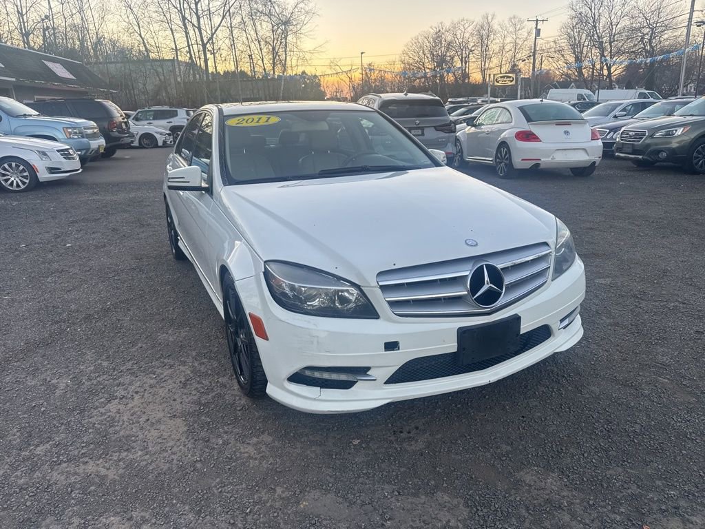 Used 2011 Mercedes-Benz C 300 4MATIC Sedan image 9