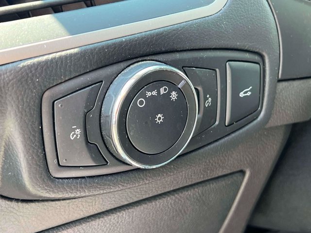 Used 2018 Ford Edge SEL w/ Equipment Group 201A AWD/4WD image 26