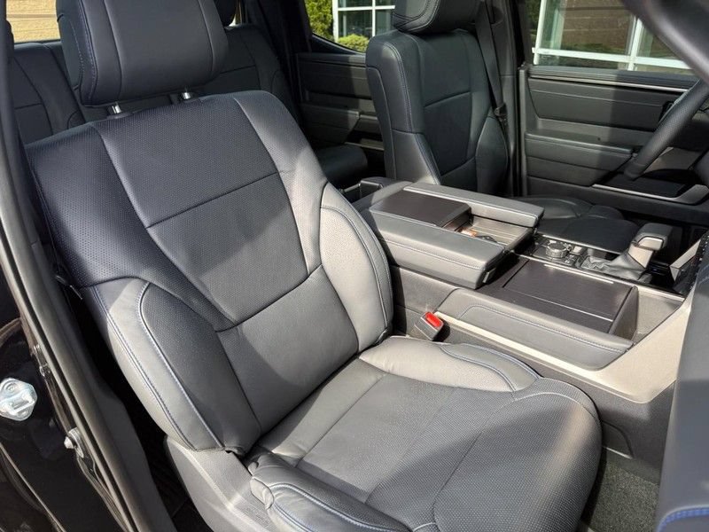 Used 2026 Toyota Tundra Platinum AWD/4WD image 11
